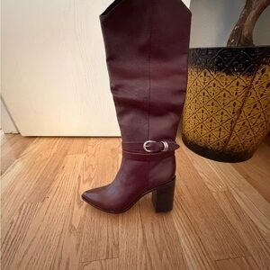 Dolce Vita Tyrone boots - Cranberry leather - Size 8.5 - Never worn
